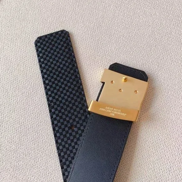 Louis Vuitton belt